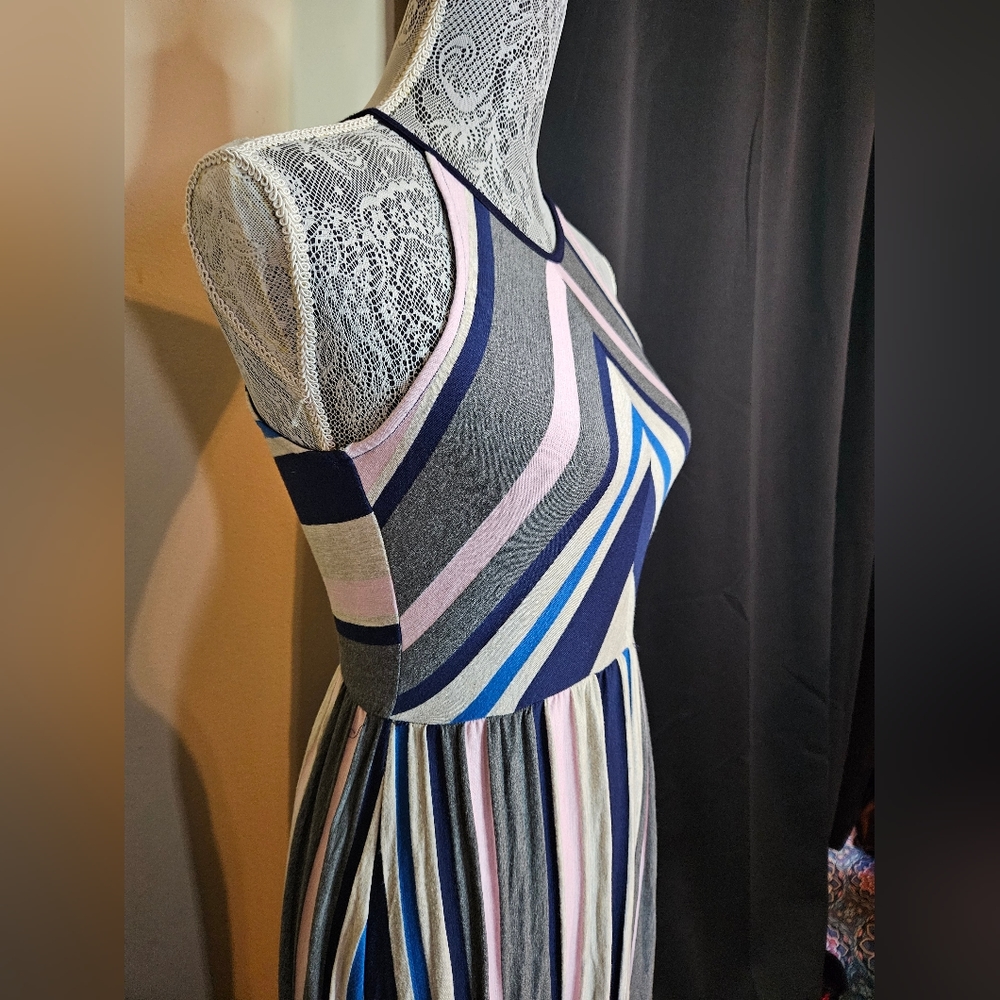 Maxi Dress - Picture 3 of 5